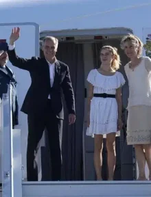 НА ІНАВГУРАЦІЮ ПАПИ.