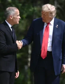 ТРАМП ПОГРОЖУЄ ТАРИФАМИ НА ВЕСЬ КАНАДСЬКИЙ ІМПОРТ.