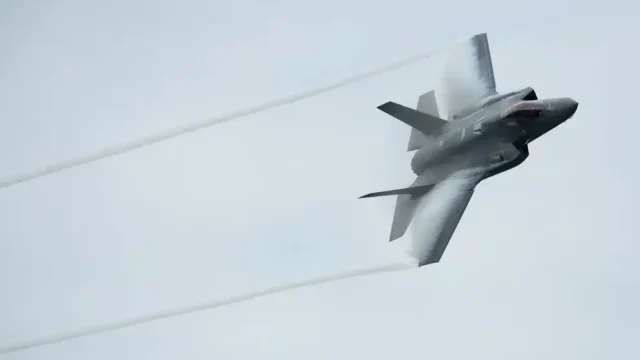 НА ПОВЕСТКЕ ДНЯ — ДРОНЫ.
