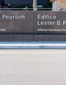 В GLOBAL AFFAIRS CANADA НЕСПОКІЙНО.