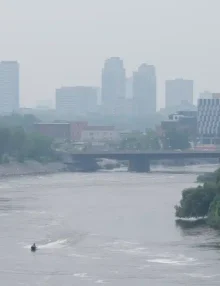 ДИМ ВІД ПОЖЕЖ.