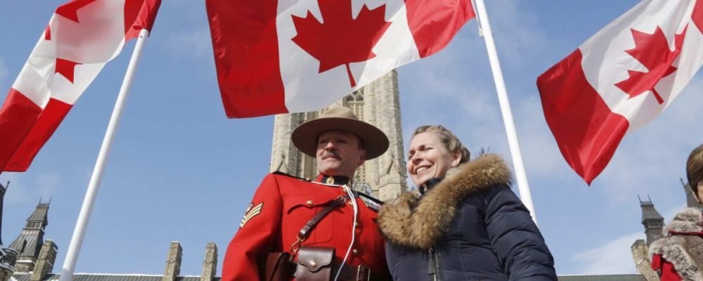 ПРАПОР КАНАДИ.