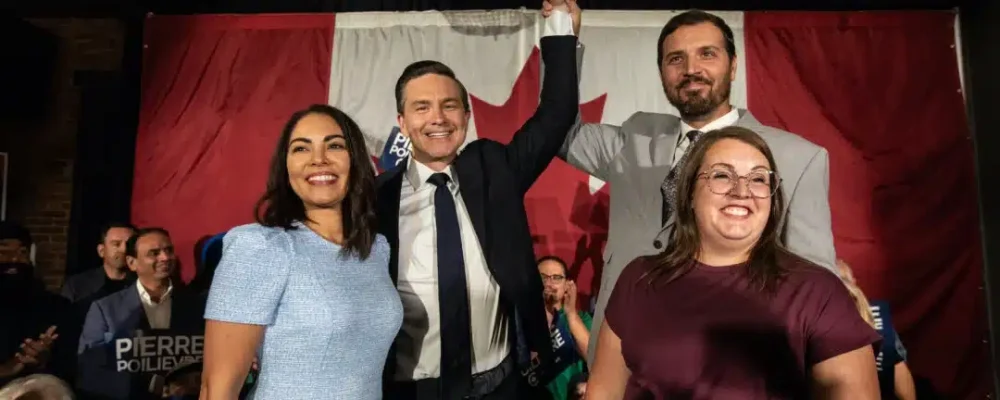 ПУАЛЬЄВР ПОВЕРТАЄТЬСЯ.