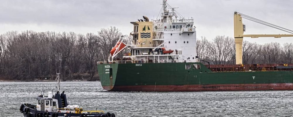 РАЗГРУЗКА СУДНА.