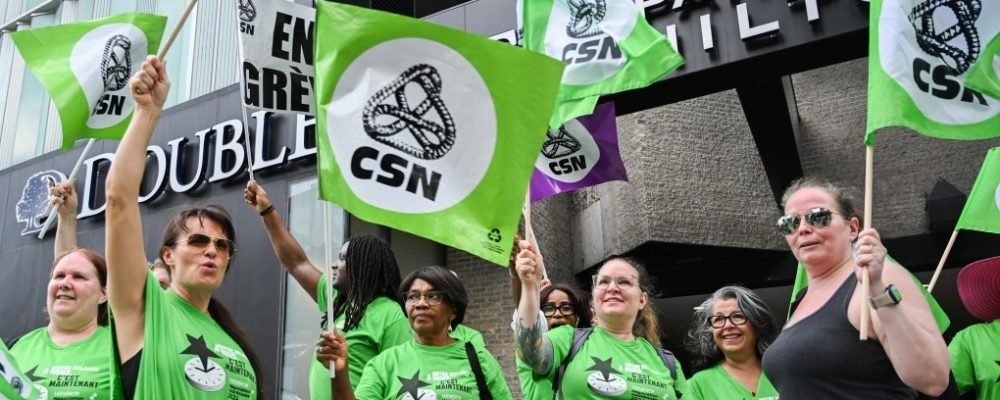 СТРАЙК ПРАЦІВНИКІВ ГОТЕЛІВ.