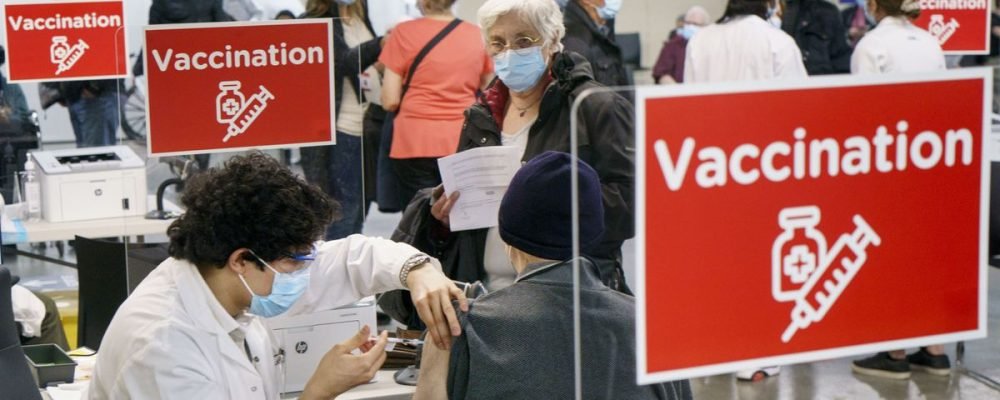 Возраст снижают.