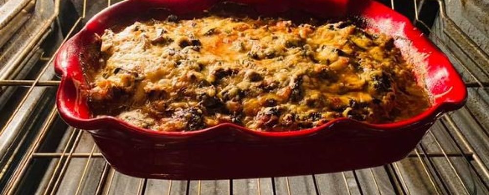 Цыплёнок в духовке.