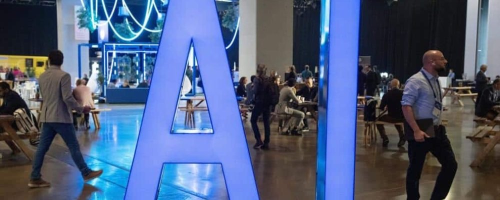 ИИ ВМЕСТО ГОССЛУЖАЩИХ.