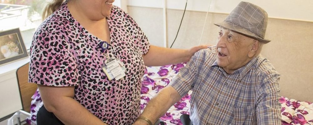 На грамадскія рэйкі.