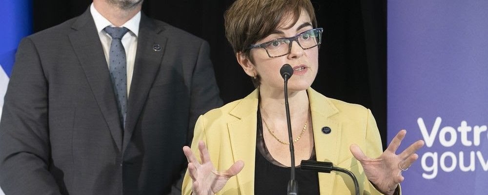 ПЕРЕСТАНОВКИ В ПРАВИТЕЛЬСТВЕ ЛЕГО.