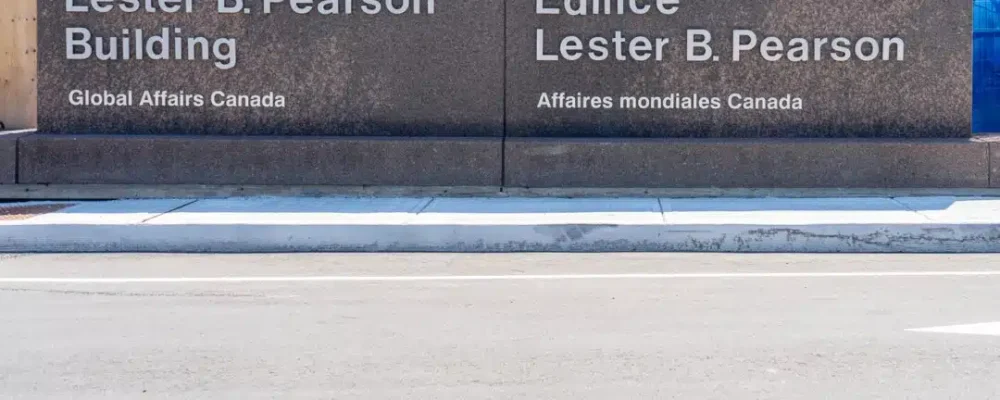 В GLOBAL AFFAIRS CANADA НЕСПОКОЙНО.