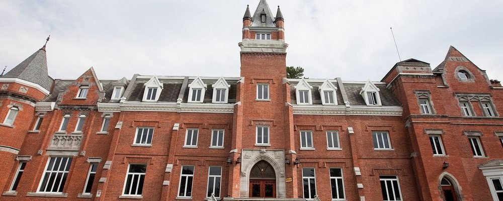 Решают сами.