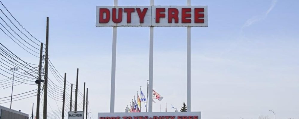 МАГАЗИНЫ БЕСПОШЛИННОЙ ТОРГОВЛИ ПРОСЯТ ПОДДЕРЖКИ.