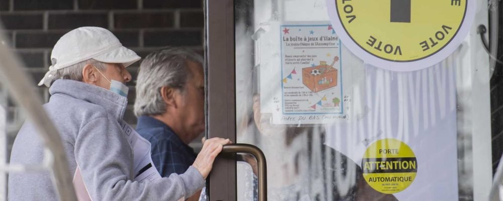 Квебек голосует.