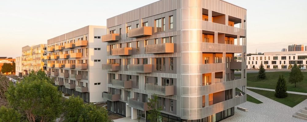 КОМУ В МОНРЕАЛЕ ЖИТЬ ПЛОХО.