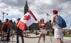 НА ЗАХИСТ КАНАДСЬКОГО ПРАВОПИСУ.