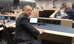 ДЮБЕ ПІШОВ, ЗАЛИШИВШИ ПІСЛЯ СЕБЕ РУЇНИ.