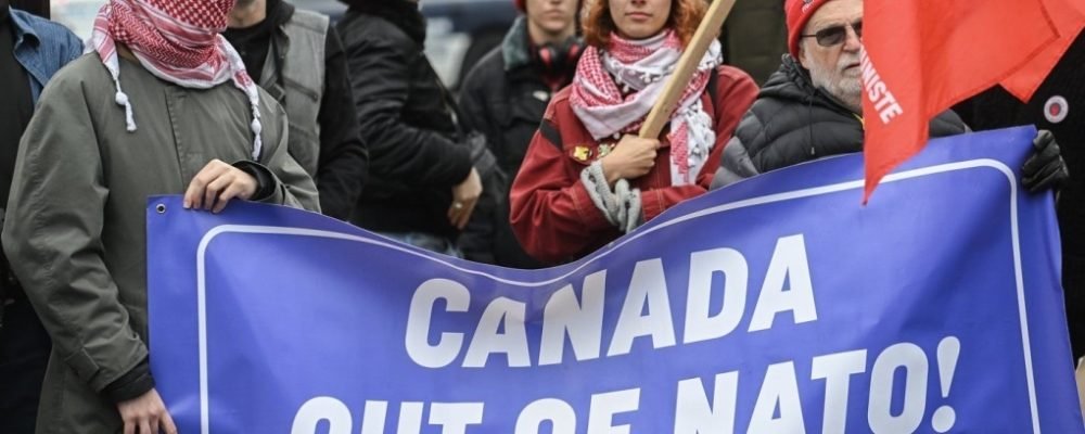 ПОЛИТИКИ ОСУДИЛИ.