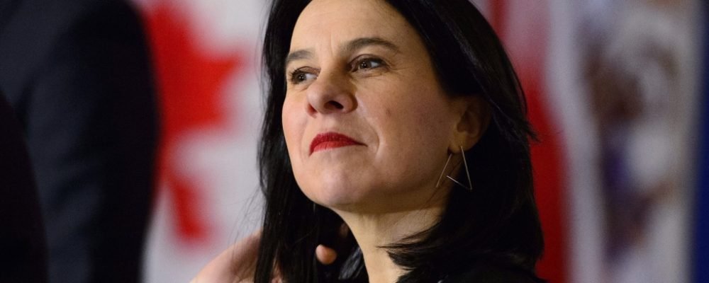 Город просит помощи.