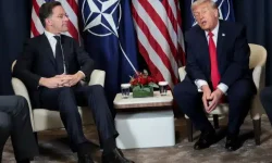 МАКР РЮТТЕ ВГАМУВАВ ДОНАЛЬДА ТРАМПА.