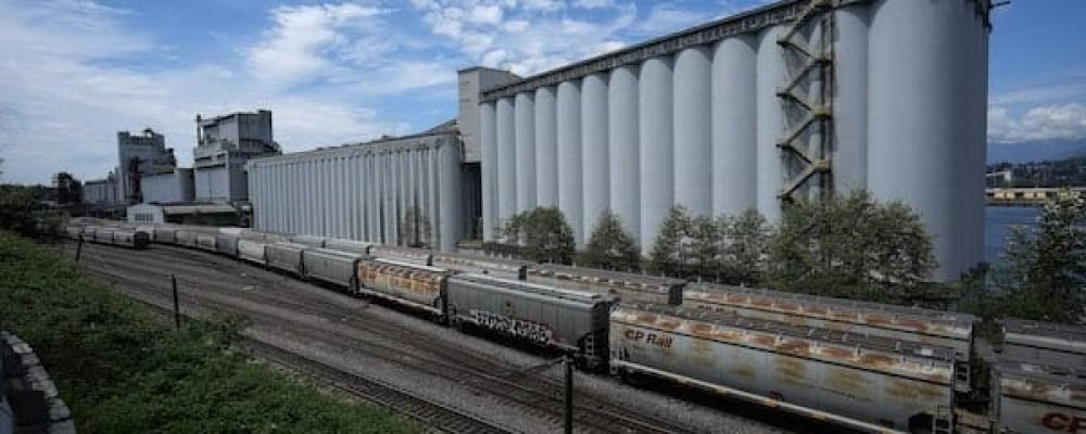 СТРАЙК ПРИПИНЕНО.