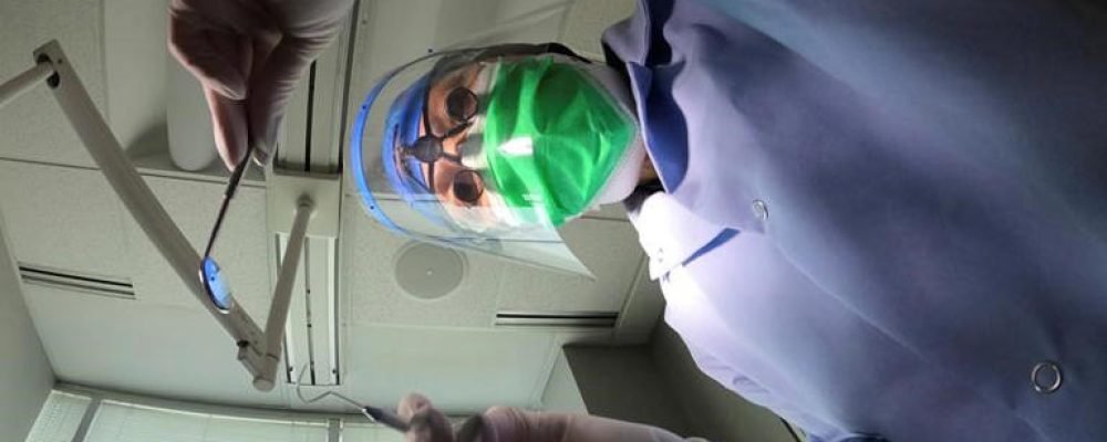 Голивудская улыбка для канадцев.