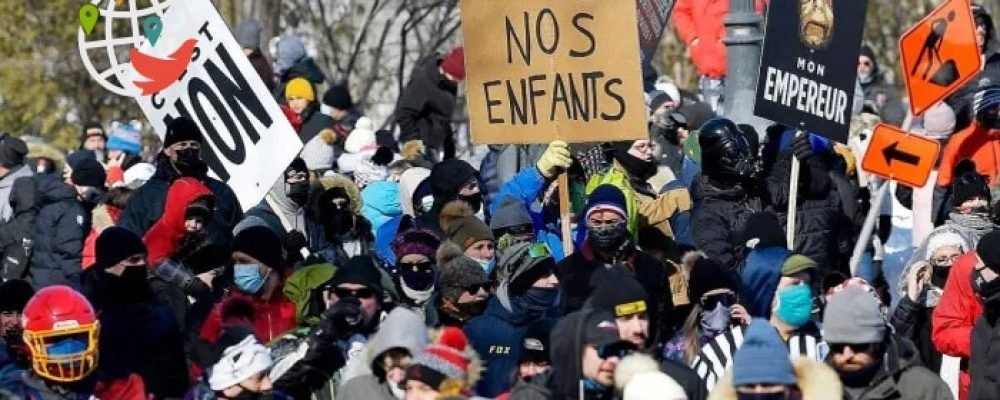 Протесты продолжаются.