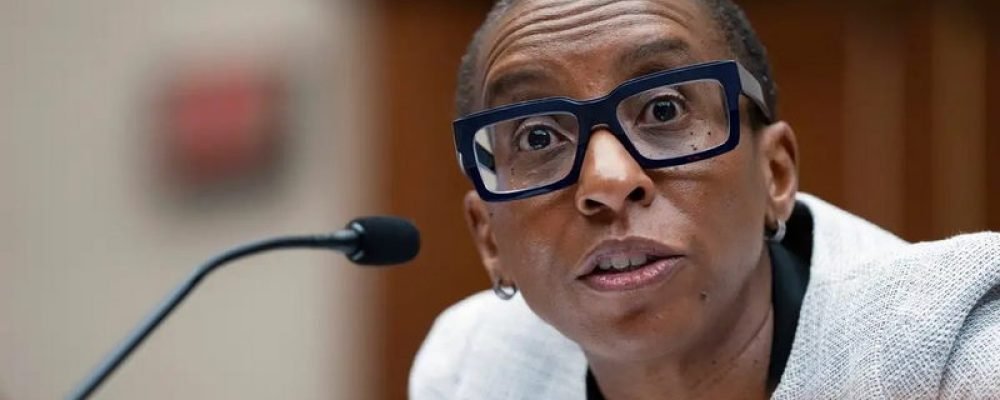 Президент Гарварда Клодин Гэй объявила об уходе в отставку.