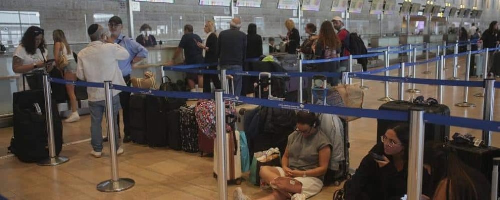 КАНАДЦЫ НЕ ХОТЯТ ПОКИДАТЬ БЛИЖНИЙ ВОСТОК.