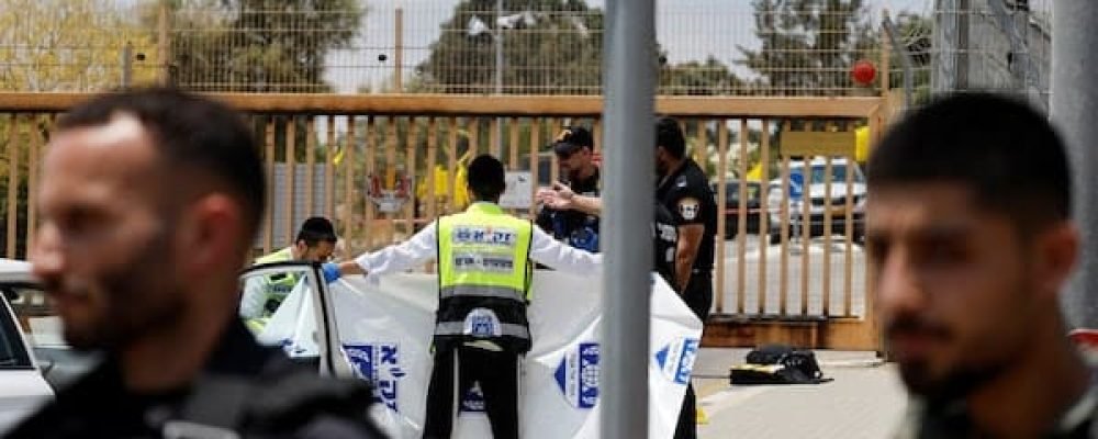 ТЕРРОРИСТА ОБЕЗВРЕДИЛИ.