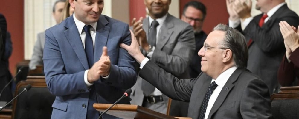 СВОЯ КОНСТИТУЦИЯ.