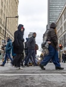 ЯКОЮ МОВОЮ РОЗМОВЛЯЮТЬ ЖИТЕЛИ КВЕБЕКУ?