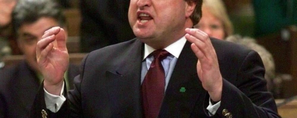 МОЛОДЁЖЬ НЕ ХОЧЕТ В ПОЛИТИКУ.