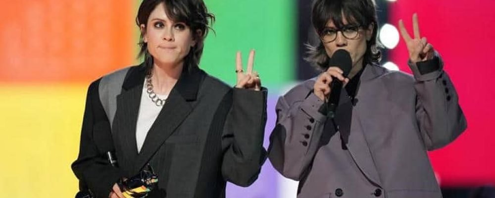 ЗАСТУПИЛИСЬ.