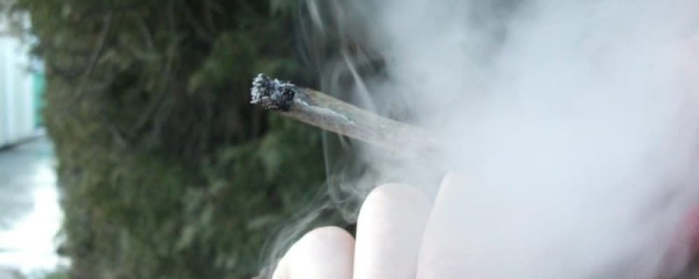 Можно закурить?