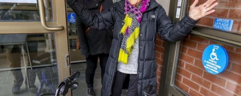 Квебек смягчает ограничения