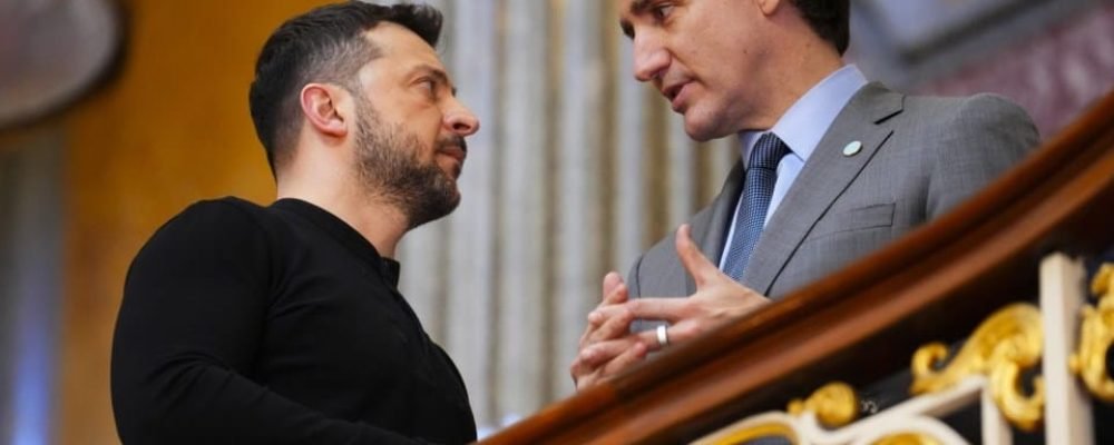 НЕПОХИТНА ПІДТРИМКА.