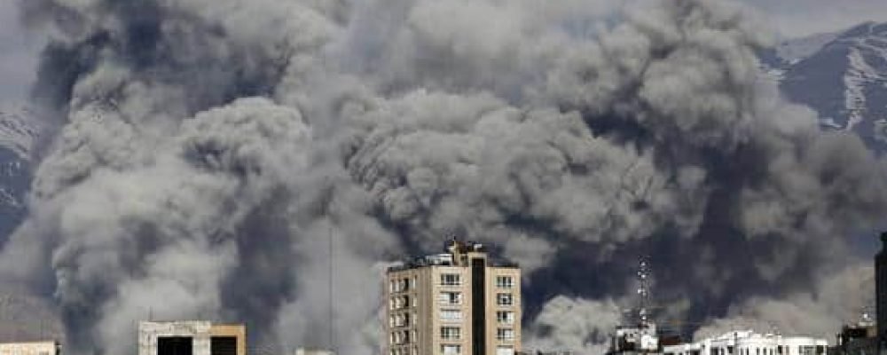 НА БЛИЗЬКОМУ СХОДІ.