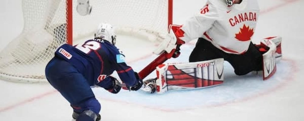 КАНАДКИ УСТУПИЛИ.