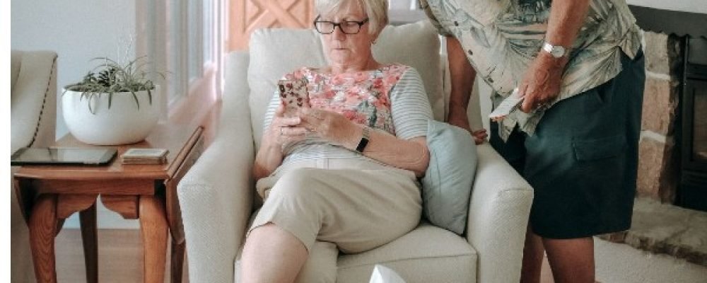 КОГДА ЛУЧШЕ ВЫЙТИ НА ПЕНСИЮ В КАНАДЕ? В 60 ИЛИ 65 ЛЕТ?