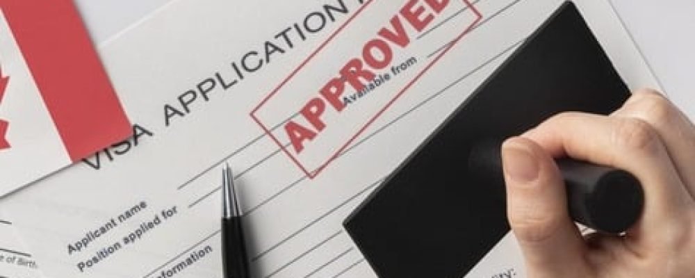 ПОСТОЯННАЯ РАБОТА В КАНАДЕ: Ваш путь к успеху!