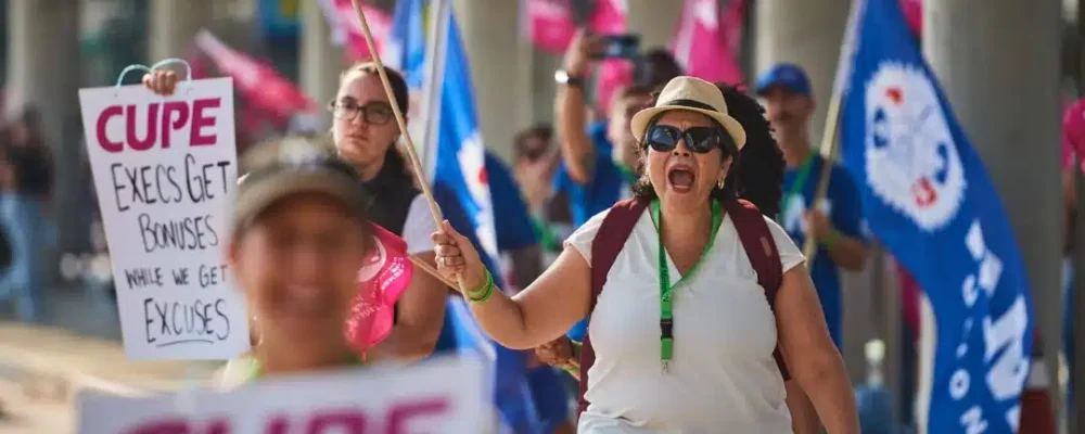 ВЕРНУТЬ НА РАБОТУ.