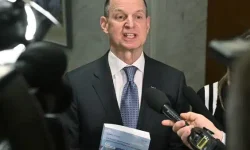 НОВИЙ БЮДЖЕТ СТАРОГО УРЯДУ.