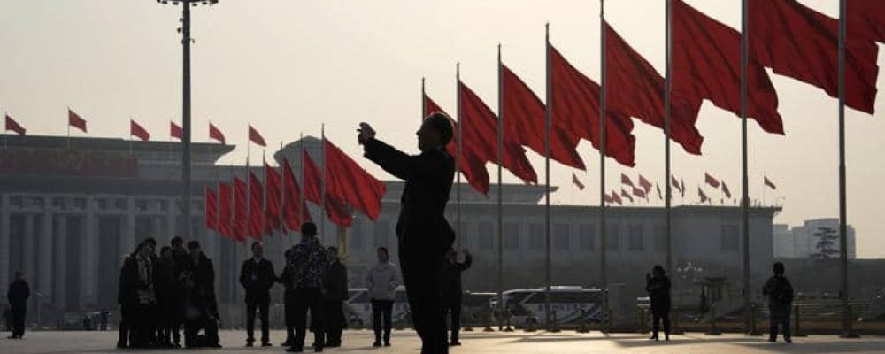 В КИТАЇ СТРАЧЕНО КАНАДЦІВ.