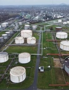 ІЕА ХОЧЕ ЗАЛИТИ СВІТОВИЙ РИНОК НАФТОЮ.