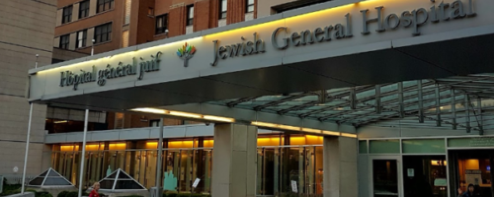 Вирус не отступает