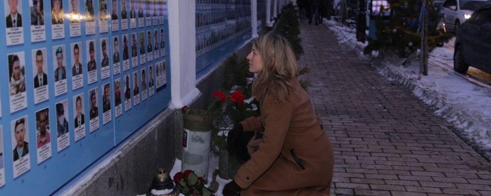 Твердая поддержка.