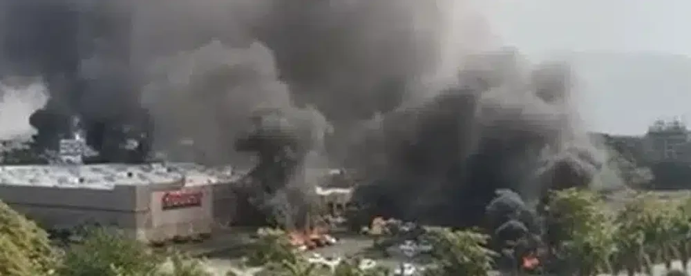 ОКОЛИЦІ ПУЕРТО-ВАЛЬЯРТИ ВИГЛЯДАЮТЬ «ЯК ЗОНА БОЙОВИХ ДІЙ».