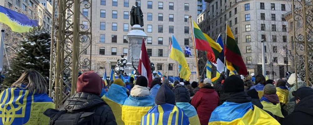 НА ПІДТРИМКУ  УКРАЇНИ.