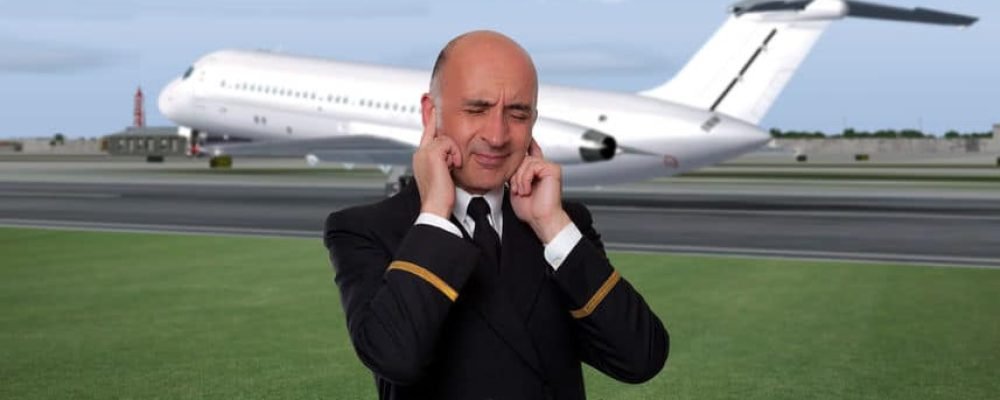 Под крылом самолёта.